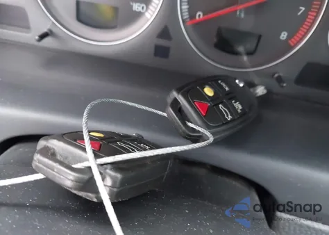 2007 Volvo S60 2.5T z USA, uszkodzony, nr VIN YV1RS592572622959